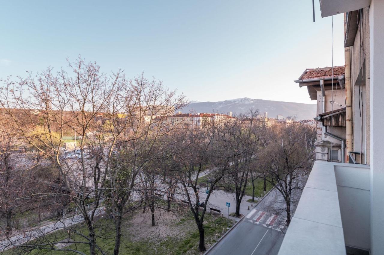 Industrial 2-Bdr Flat By The National Stadium Sofia Exterior foto